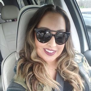 Meet your Posher, Deanna